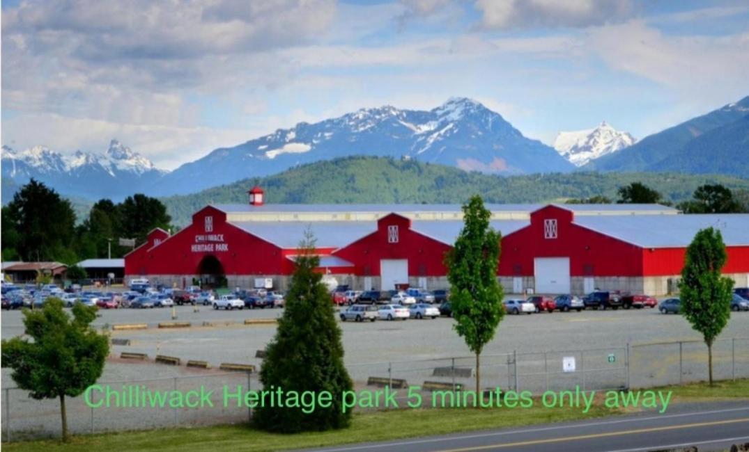 Private 2 Bedrooms Suite Near Hwy 1, Cultus Lake, Heritage Park, Fishing, Coliseum ชิลลิแวค ห้อง รูปภาพ