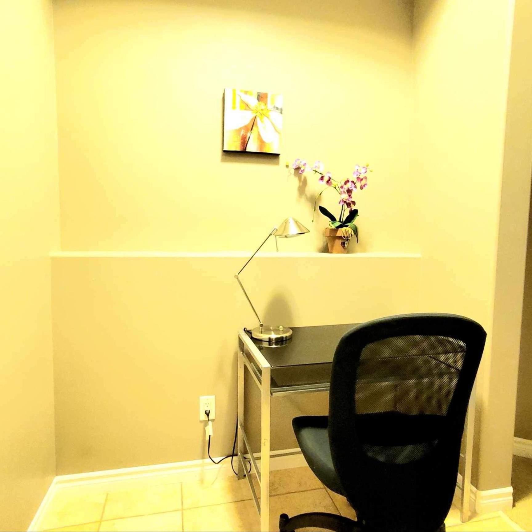 Private 2 Bedrooms Suite Near Hwy 1, Cultus Lake, Heritage Park, Fishing, Coliseum ชิลลิแวค ภายนอก รูปภาพ
